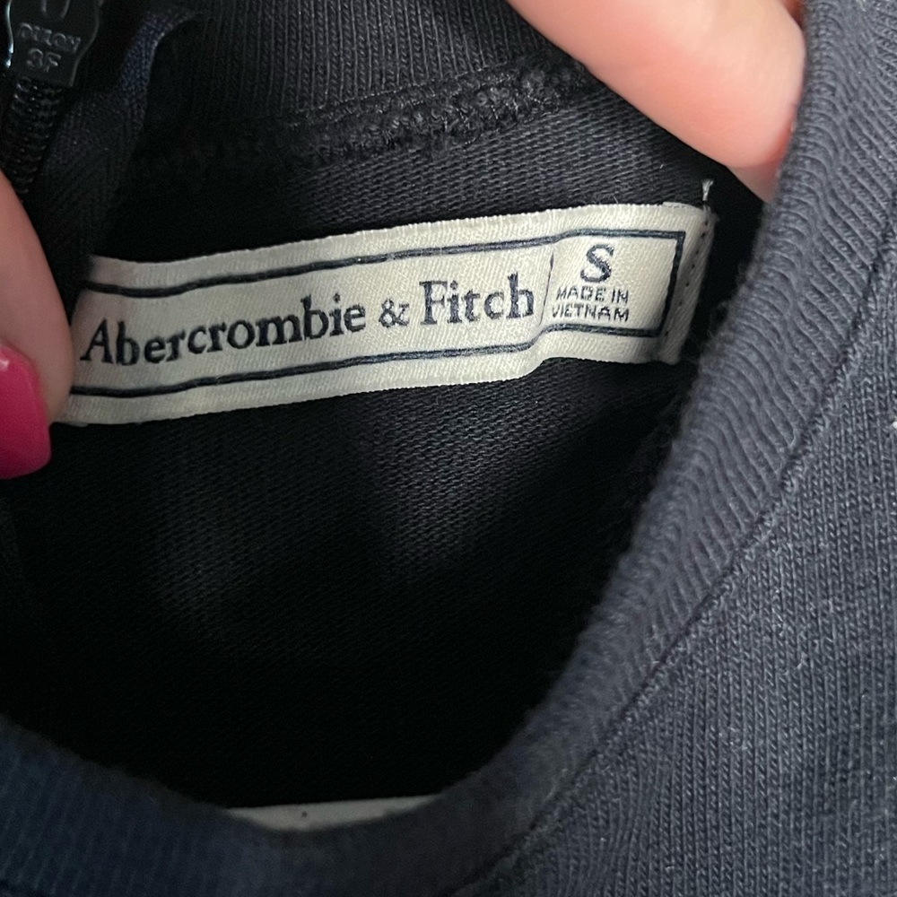 Navy Blue Abercrombie Top - Picture 3 of 4
